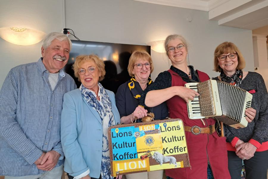 Glücklich nach einem gelungenen Nachmittag: Ulrich Wittwer, Brigitte Gellert, Hannelore Krage, Birte Kuck, Birgit Lattmann