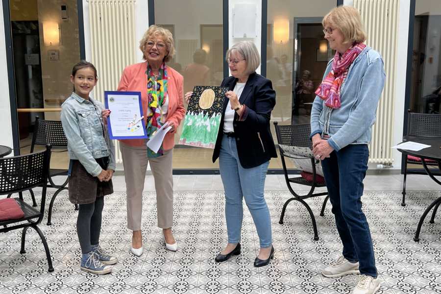 Linda Laging belegte Platz 2 mit „Winterwald mit Mond und Sternen“.